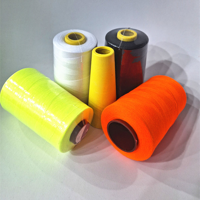 Depoda Toptan Satın Alınmış Katı Renkli Boyalı 100% Farklı Renkli Polyester İpek 40/2 Polyester Dikiş İpi