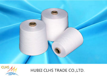 Parlak yüzüklü plastik / kağıt konüsünde 100% ile poliester ipliği.