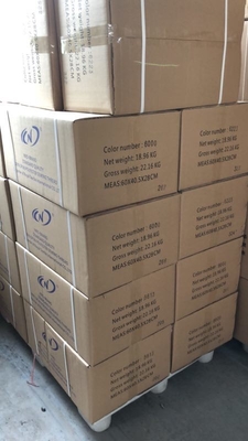 Beyaz Renk 40/2 Poliester Dikiş İpi Giysi