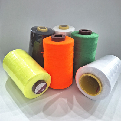 Fabrika yeri %100 Polyester dikiş ipliği Çok Renkli 40/2 3000 Yards/Cone