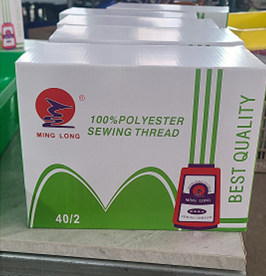 Yüksek Hızlı Dikiş Makinesi için Marka 40/2 Polyester Spun Dikiş İpi 5000Y/Konuş
