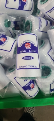 Yüksek Hızlı Dikiş Makinesi için Marka 40/2 Polyester Spun Dikiş İpi 5000Y/Konuş
