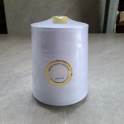 Giysiler için% 100 polyester eğrilmiş dikiş ipliği