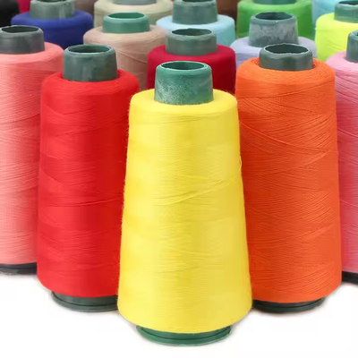 40/2 Spun Polyester dikiş ipliği nakış iplikleri 100% Spun dikiş ipliği